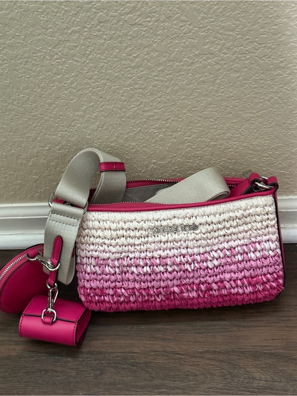 Michael Kors Jet Set Small Ombré Straw Crossbody Bag w/ Apple AirPods Case NWT - Picture 7 of 7